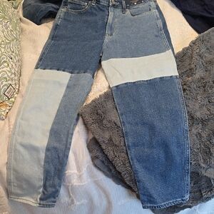 Blue Boyfriend Jeans with Color-Block Design